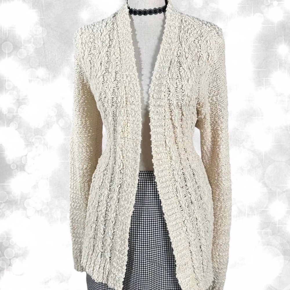Charlotte Russe Preppy Cream Popcorn Knit Style Minimalist Cardigan